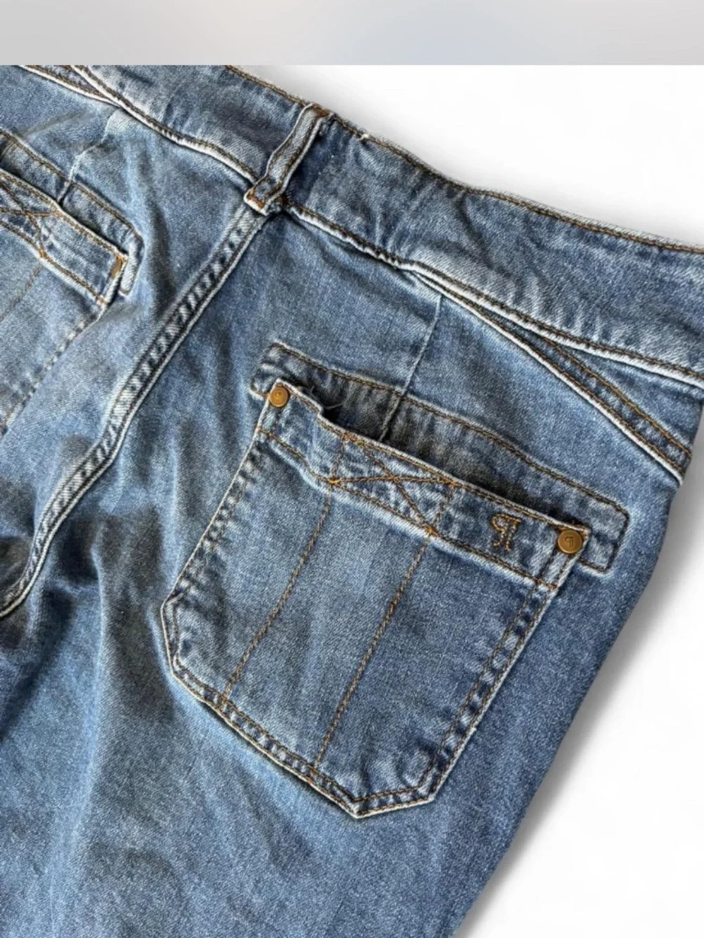Pilcro The Wanderer Relaxed Seamed Jeans - Size 30 - Anthropologie - Picture 8 of 8